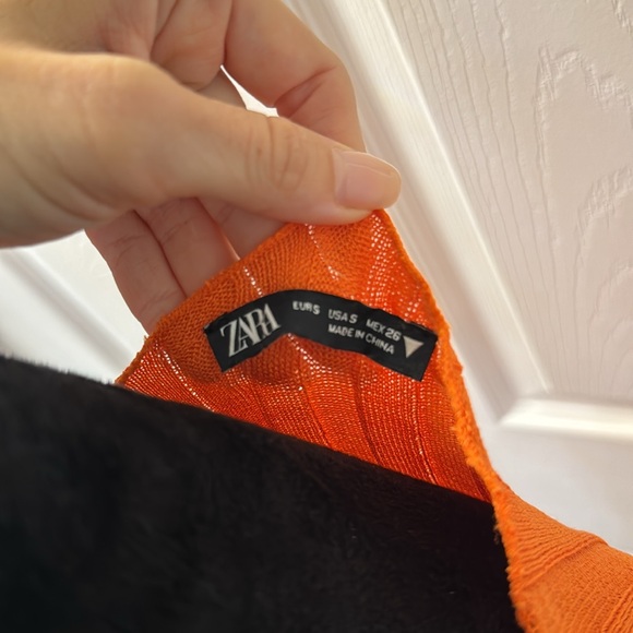 ZARA Orange top - Picture 3 of 3